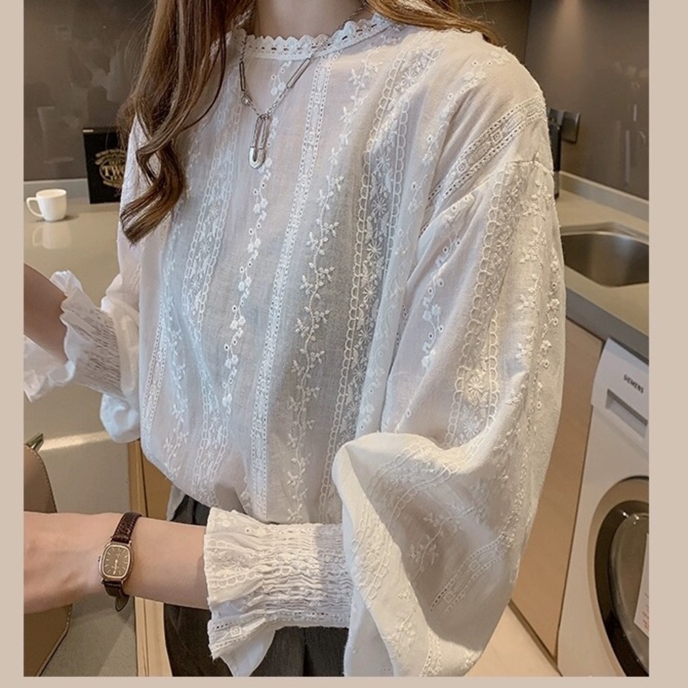 Lace Blouse - Picture 4 of 13